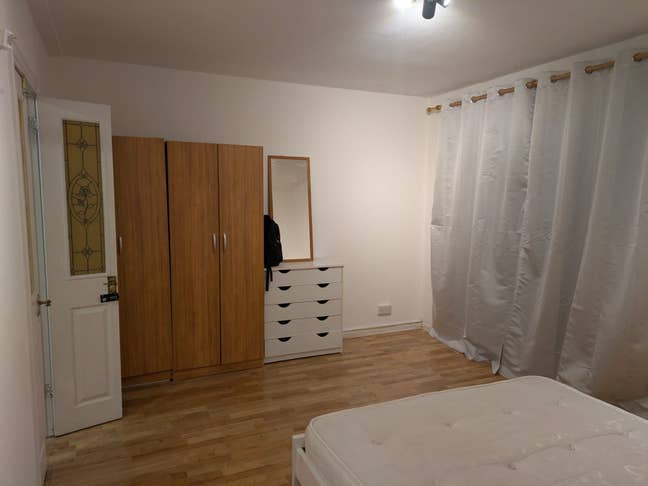 Double Room - Couples Welcome! Main Photo