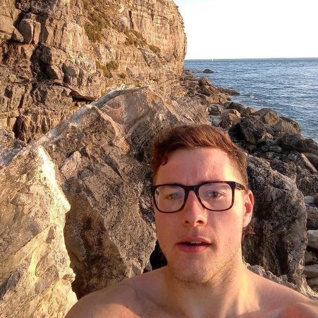 Hello Im jake, 22, moving to Manchester in January Main Photo