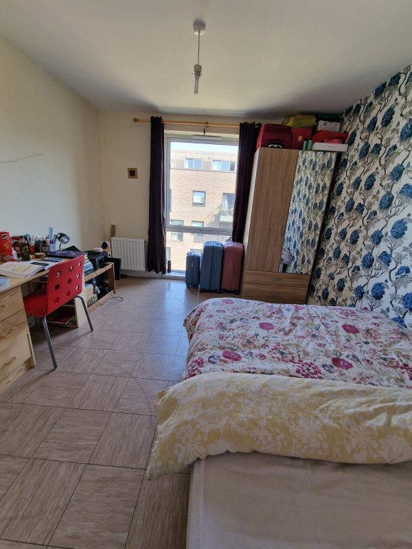 Room to rent  Main Photo