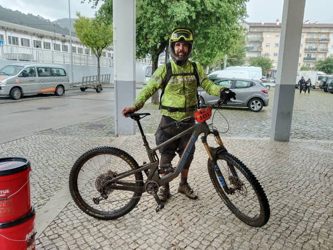 Cyclist & Student Seeking Quiet Room in Sheffield Main Photo