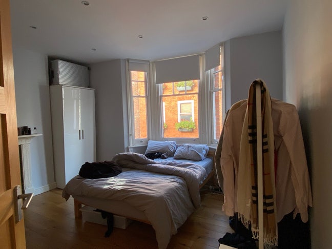 Lovely room available in Holborn Main Photo