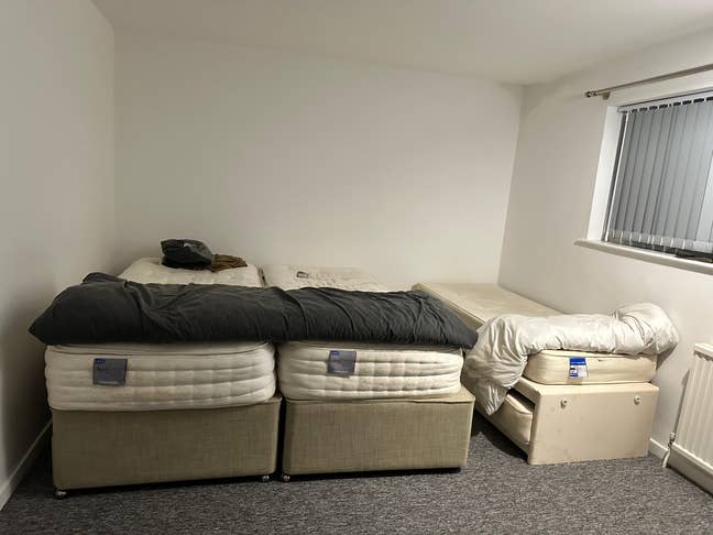 3 bedroom house very nice property newly builtup Main Photo