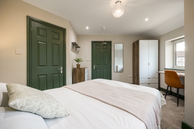 Stunning 3 Bed House Share 😍 All Bills Included Main Photo