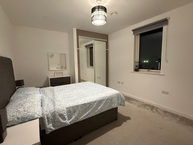  Ensuite Room to Rent - Single Occupant Only Main Photo