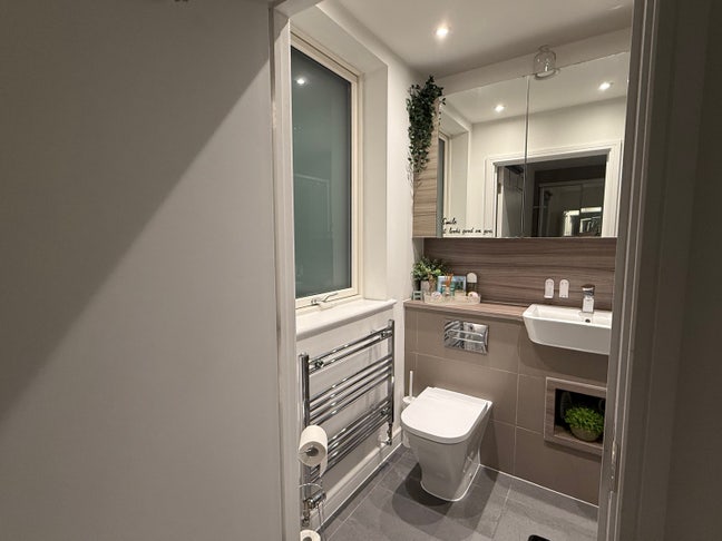 Double Room with Private En-Suite in Barking Main Photo