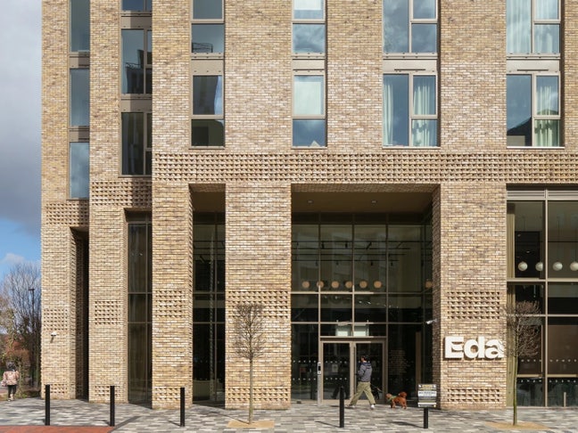 Room Available in a three bed flat  Main Photo