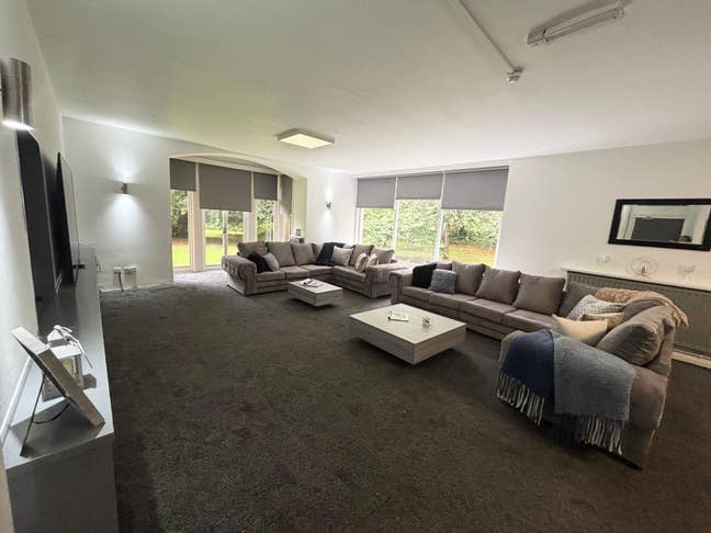 Room 10 Rosehurst Main Photo