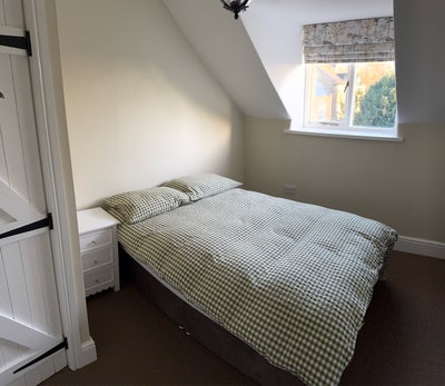 Double Bedroom, Peaceful Location Main Photo
