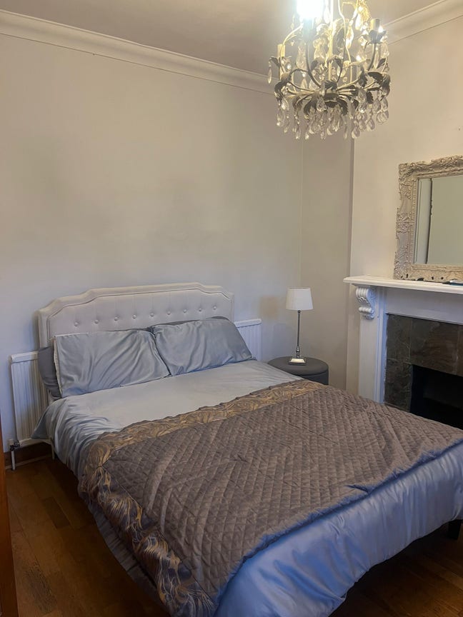 Family home Quiet Rood in a beautiful neighbourhod Main Photo