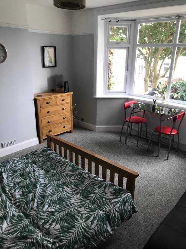 🏡Lovely large double Room Available in Bitterne Main Photo