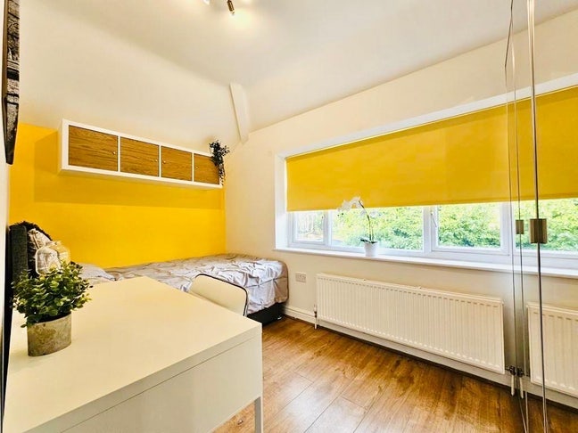 7 Bed Withington House Main Photo