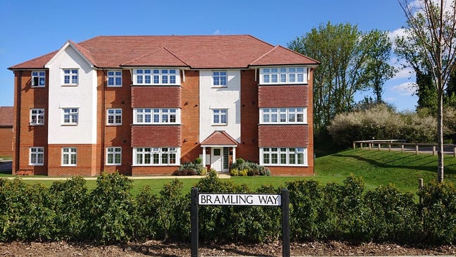 Whitbread Court, Rainham. Main Photo