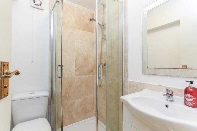 Nice Bright Room in West Ealing Main Photo