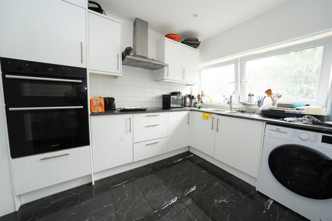 Fully Furnished Room in Canary Wharf  Main Photo