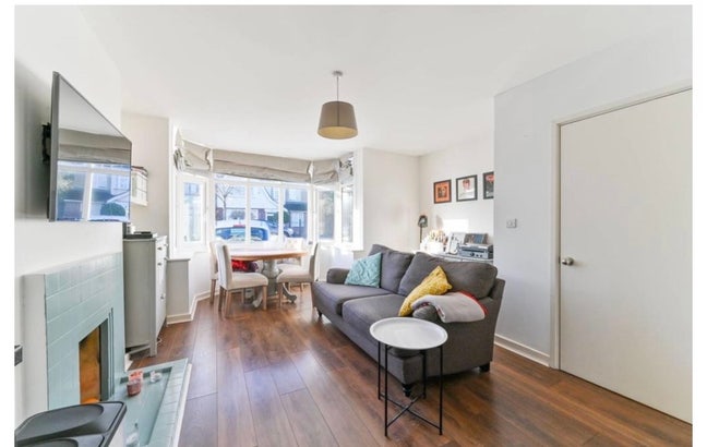 Beautiful 2 bedroom property  Main Photo