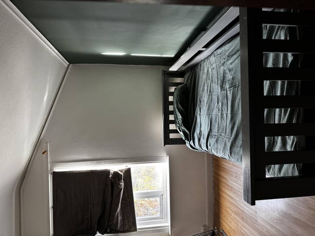 Double room available immediately in a 3 bed house Main Photo