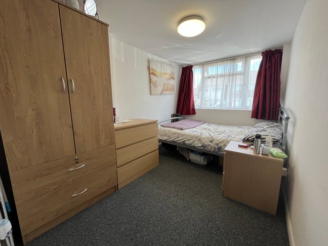 En-Suite Room - Just off Broomfield Road Main Photo