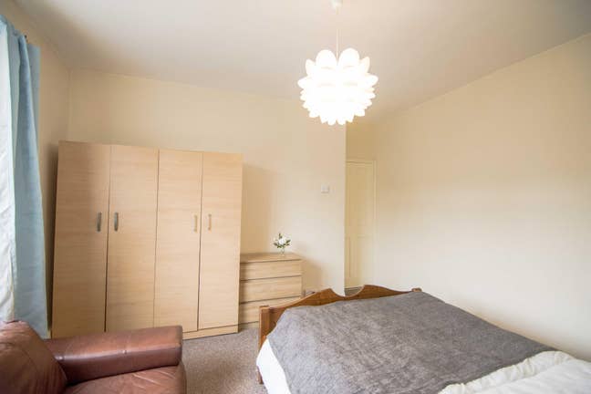 Bright and friendly doubles at White City Main Photo