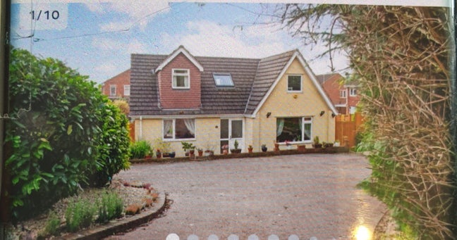 Stylish Double Rooms for Rent | Multiple Bathrooms Main Photo