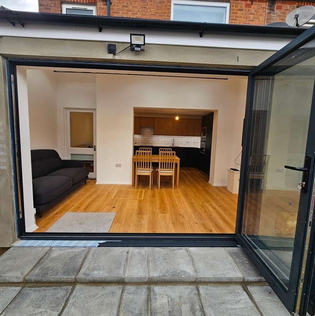 Gated Property in PRIME location Main Photo