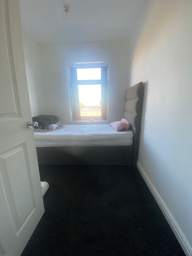 Single room in Bradford  Main Photo
