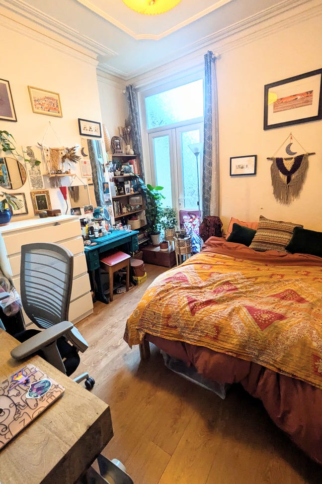 Double room available to sublet Main Photo