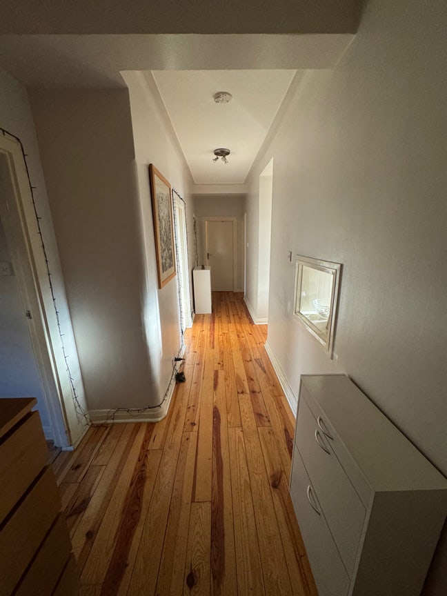 Single bed near Herne hill station  Main Photo