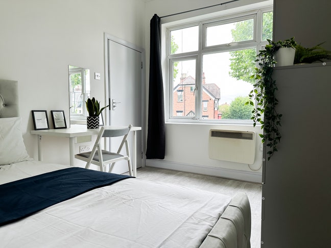 Single Room 5 Mins from Willesden Green Station Main Photo