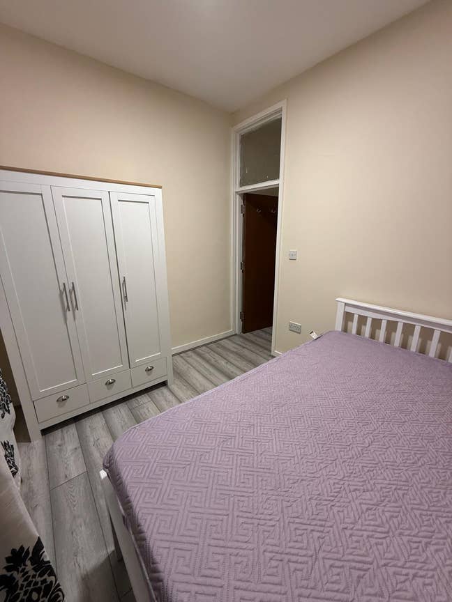 Wood Green -ROOM TO RENT  Main Photo