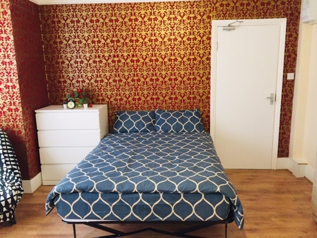 All Bills Included - Studio Flat in Palmers Green Main Photo