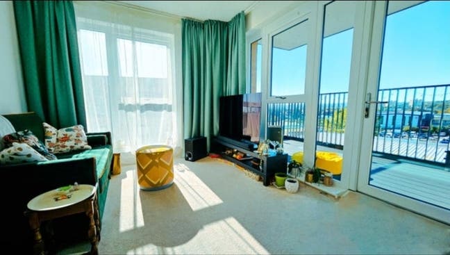 🌞 Double Ensuite in a Sunny Flat 2b2b (bills inc) Main Photo