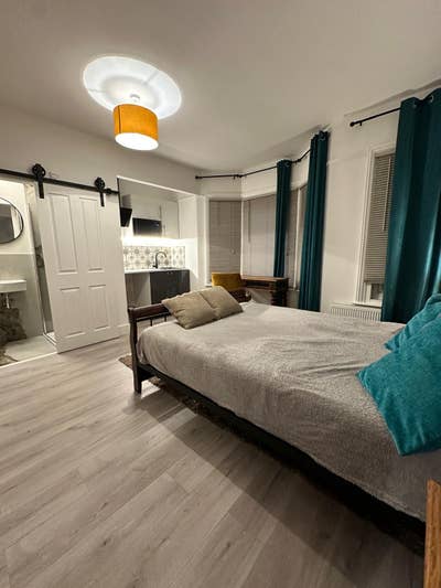 Modern Newly Built Bedsit – Ensuite LU1. Main Photo