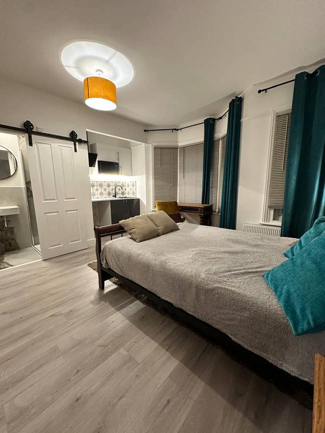 Modern Newly Built Bedsit – Ensuite LU1. Main Photo