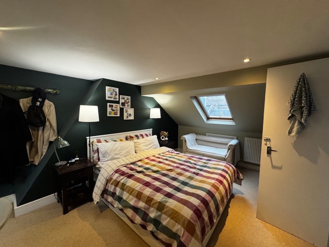 2 week sublet 06/01-20/01 near Battersea park Main Photo