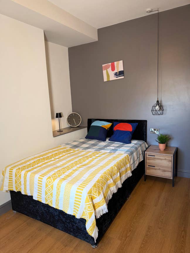 Borough Road , Room 4, 6, 7 Main Photo