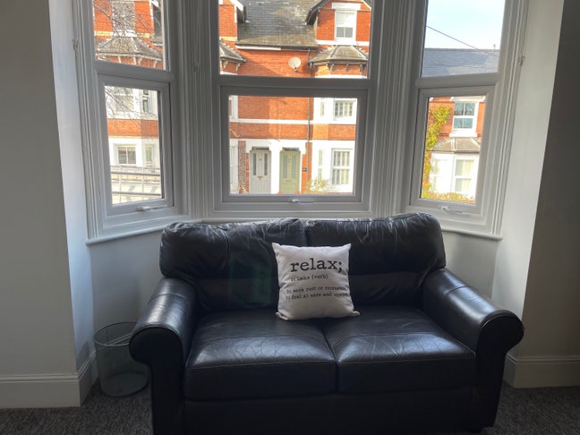 Beautiful double rooms in newly renovated house Main Photo