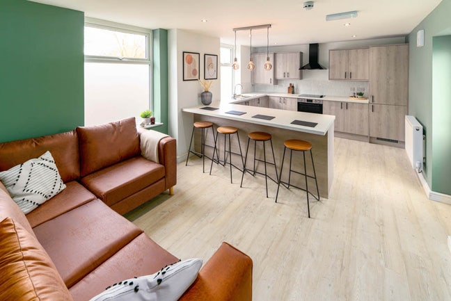 A Bit of Downtown Sophistication Main Photo