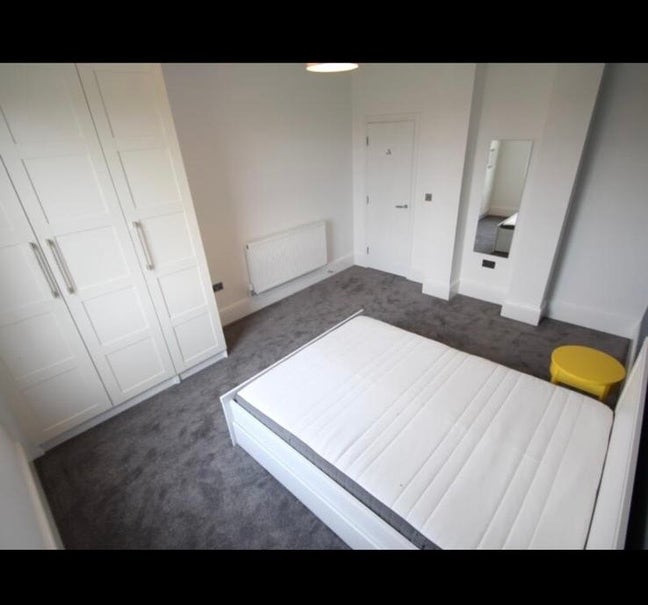 Double room to rent  Main Photo