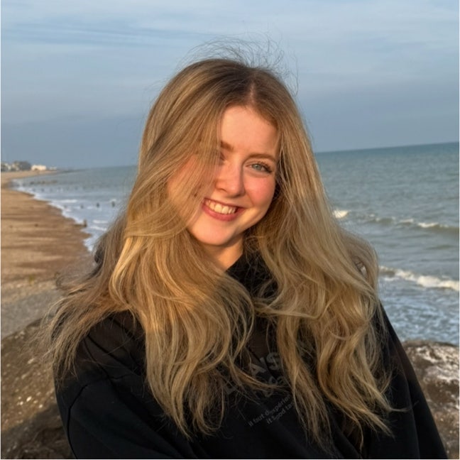 Looking for a room in a flat-share or flatmates Main Photo