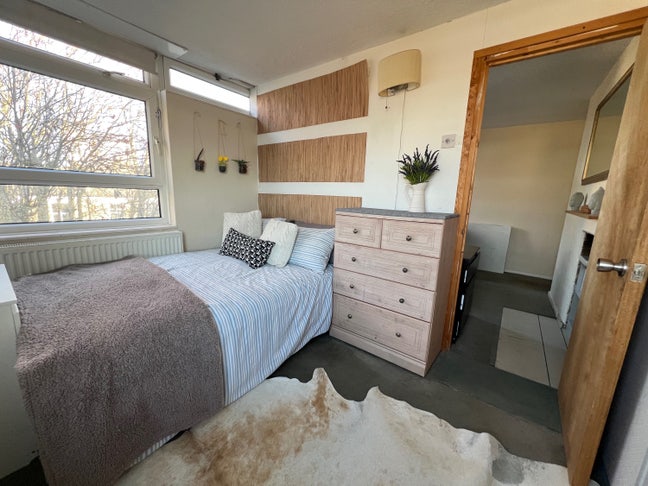 Perfect Putney Pad, Private Lounge! Main Photo