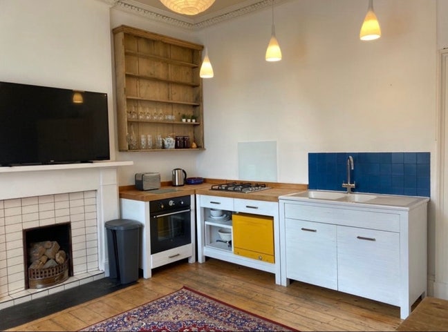 One Bedroom Available In Lovely City Centre Flat Main Photo