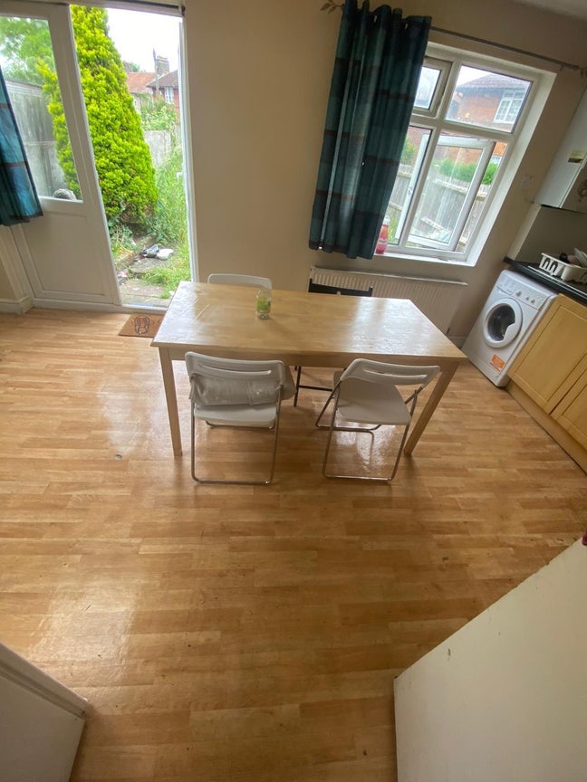 BOX ROOM - Short, flexible or long stay? Main Photo