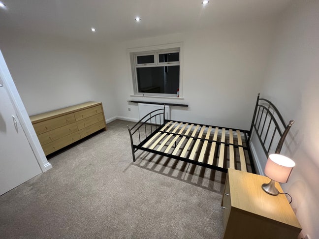 Lodger Room NE9 Main Photo