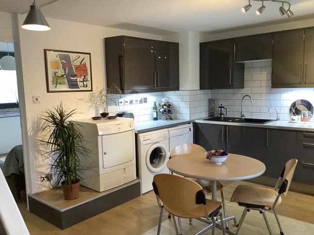  Bills All inc: Great 1 Bed Flat Main Photo