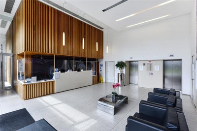 Modern Double Room | w/ Gym & Tube Next Door Main Photo