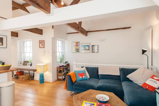 2 Bed Flat in Bank / Leadenhall Market Main Photo