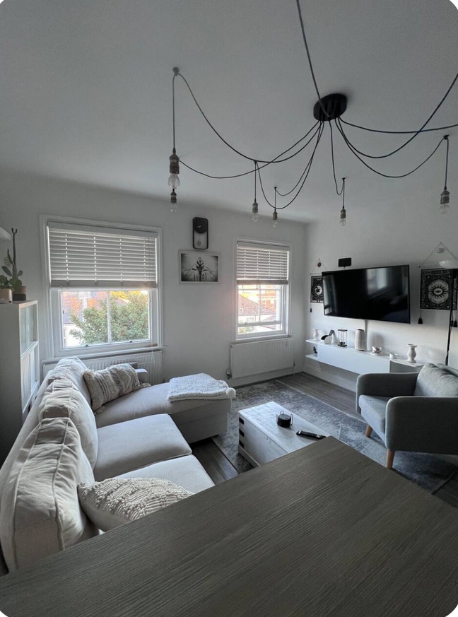 Bright 1-Bed Flat in Hove Main Photo