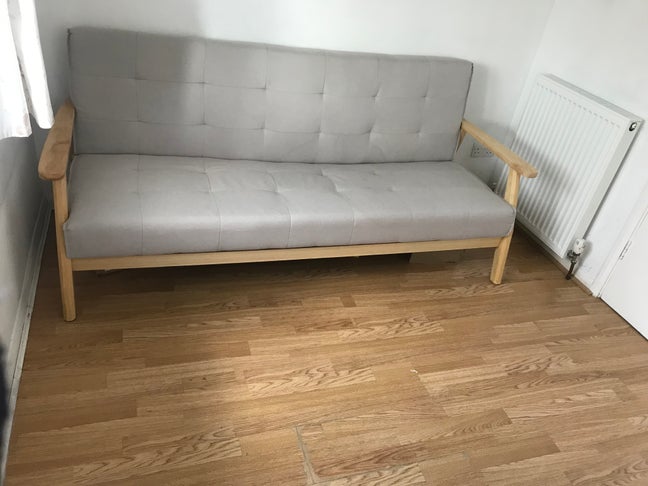 Two  rooms available  Main Photo