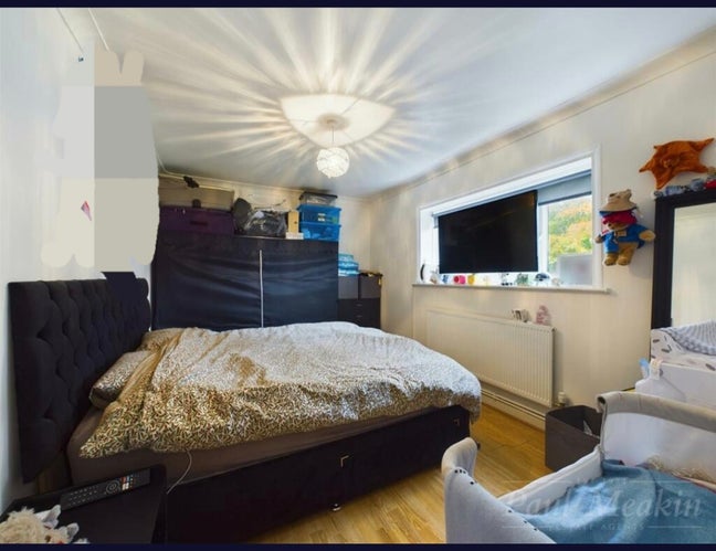 King size room  Main Photo