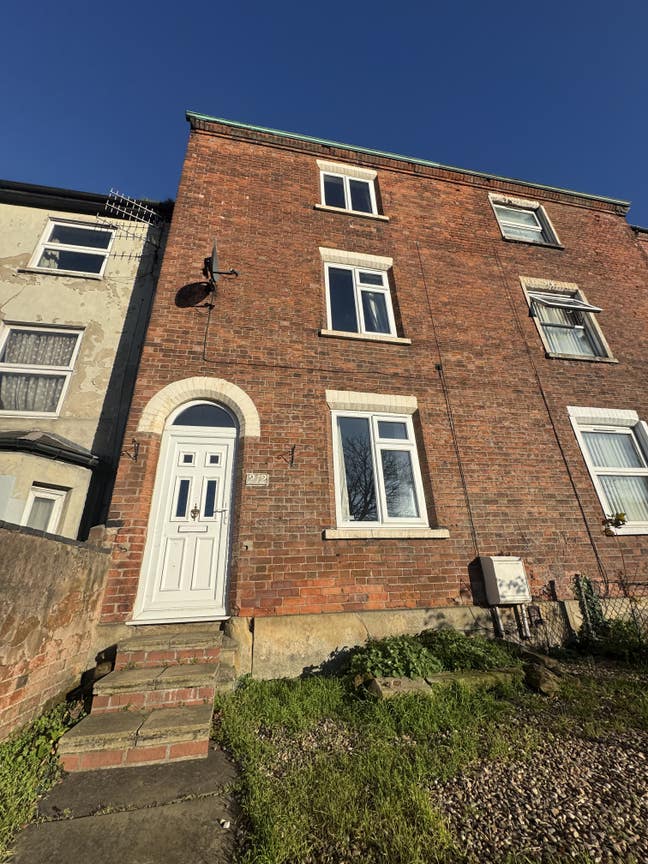 Rooms to Rent  Main Photo